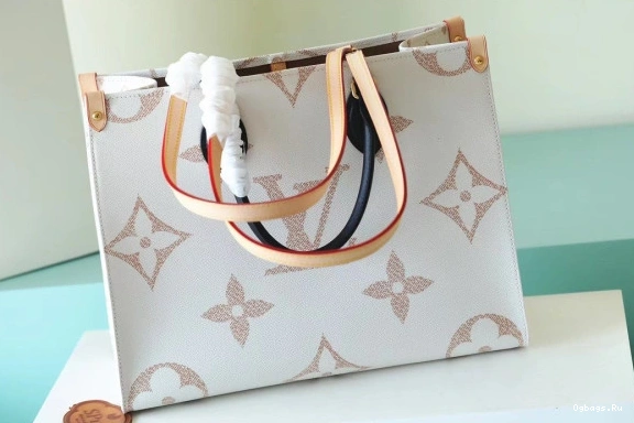 ONTHEGO MM VUITTON LOUIS 0509
